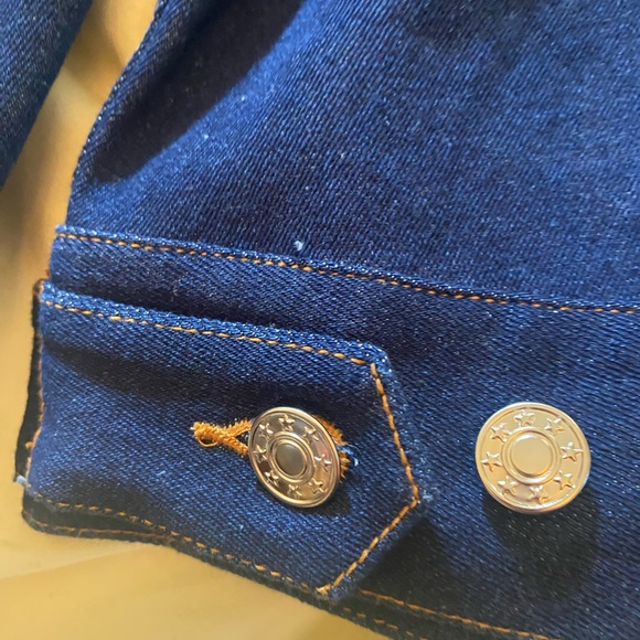 Diane GilmuColorful Embellished Denim Jacket NYC themed L - Picture 11 of 13